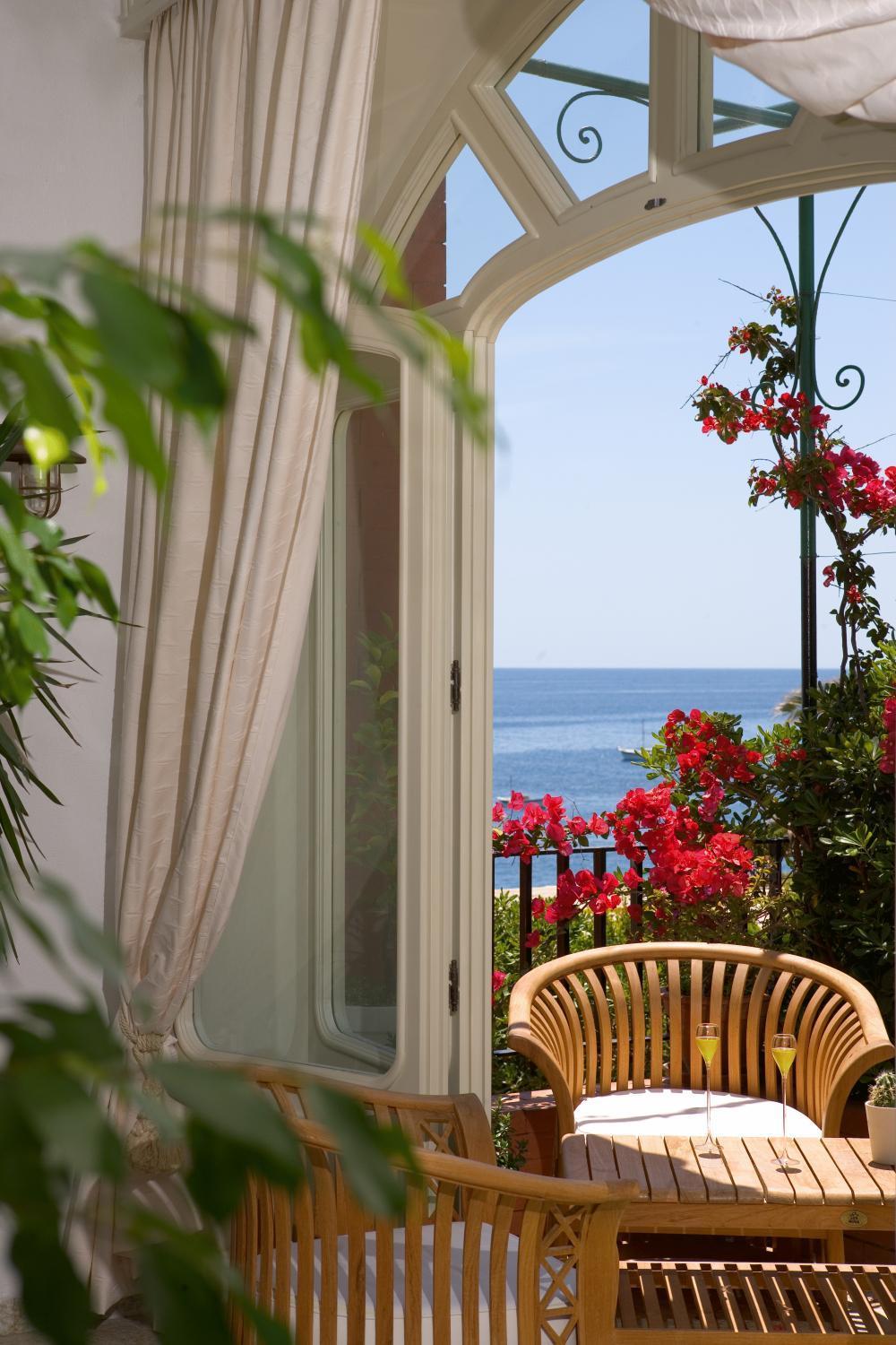 Taverna Del Capitano Marina del Cantone Екстериор снимка