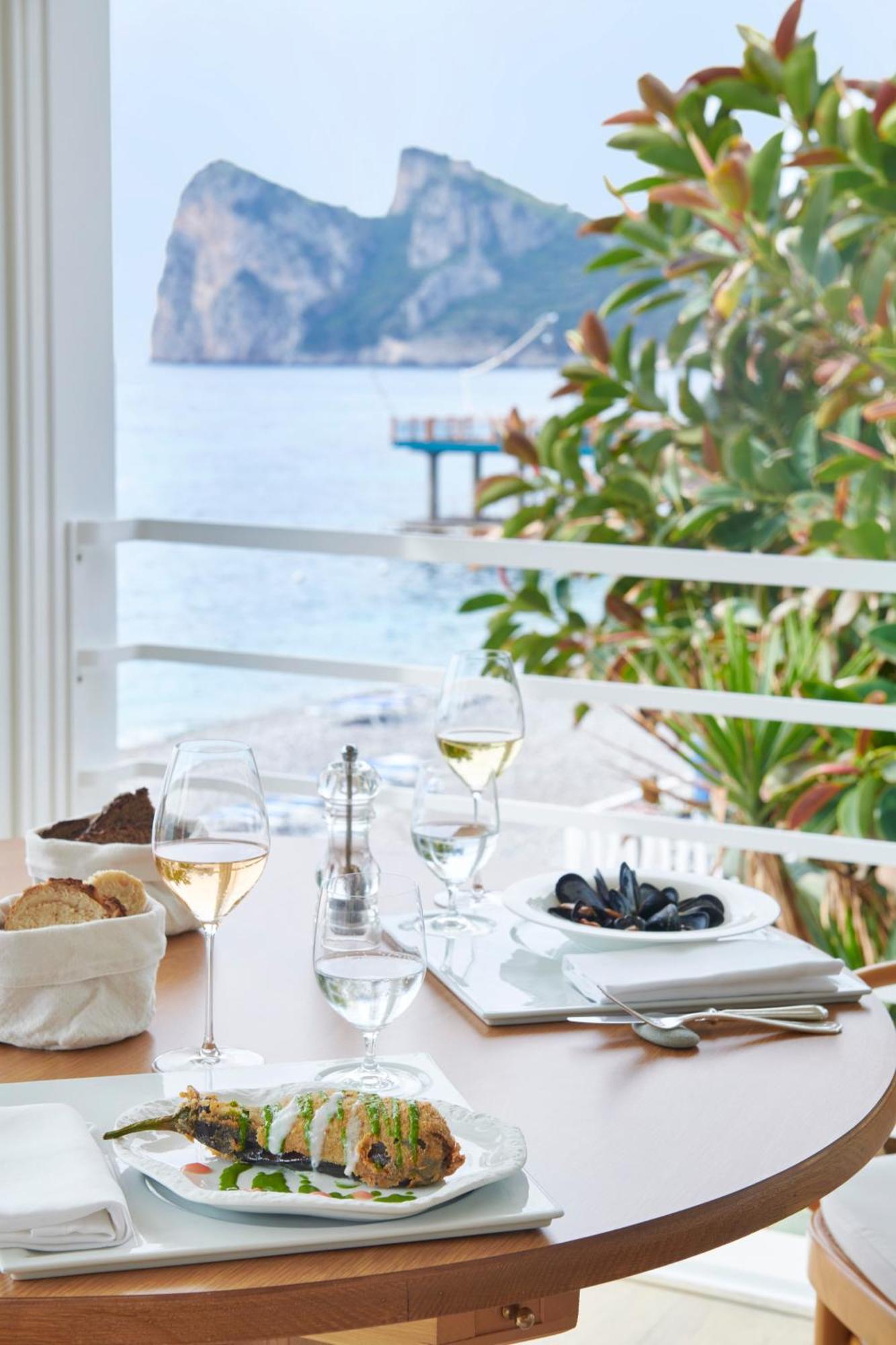 Taverna Del Capitano Marina del Cantone Екстериор снимка