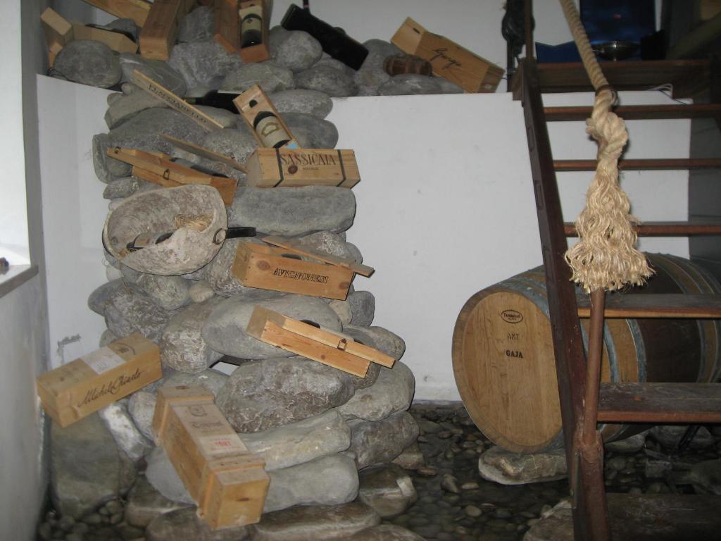 Taverna Del Capitano Marina del Cantone Екстериор снимка