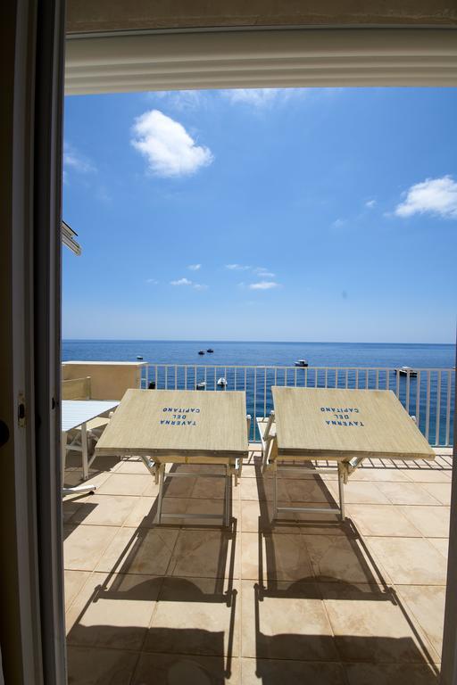 Taverna Del Capitano Marina del Cantone Екстериор снимка